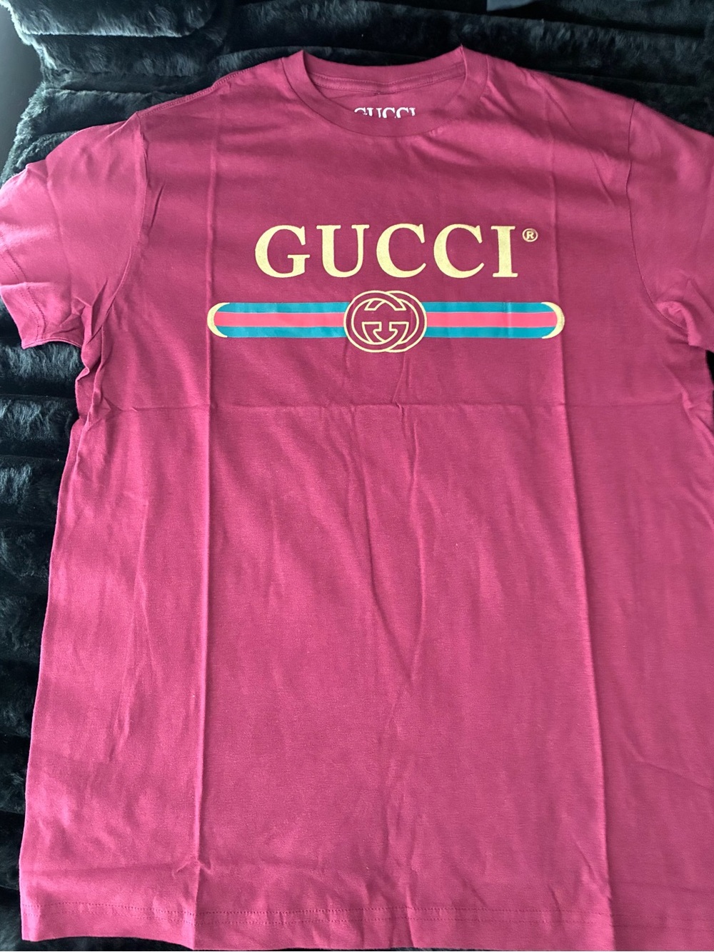 New Men’s Dark Red Luxury Graphic Designer T-shirt Size Medium